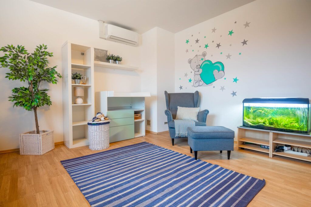 RODINNÝ DŮM S KRBEM BRANDÝS