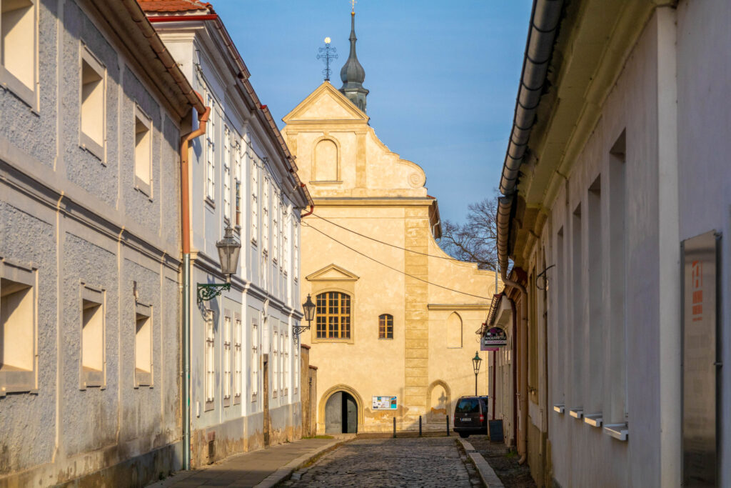 RODINNÝ DŮM S KRBEM BRANDÝS