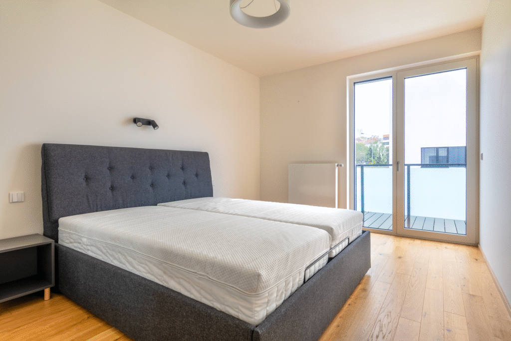 PRONÁJEM 2+kk – VILAPARK KLAMOVKA