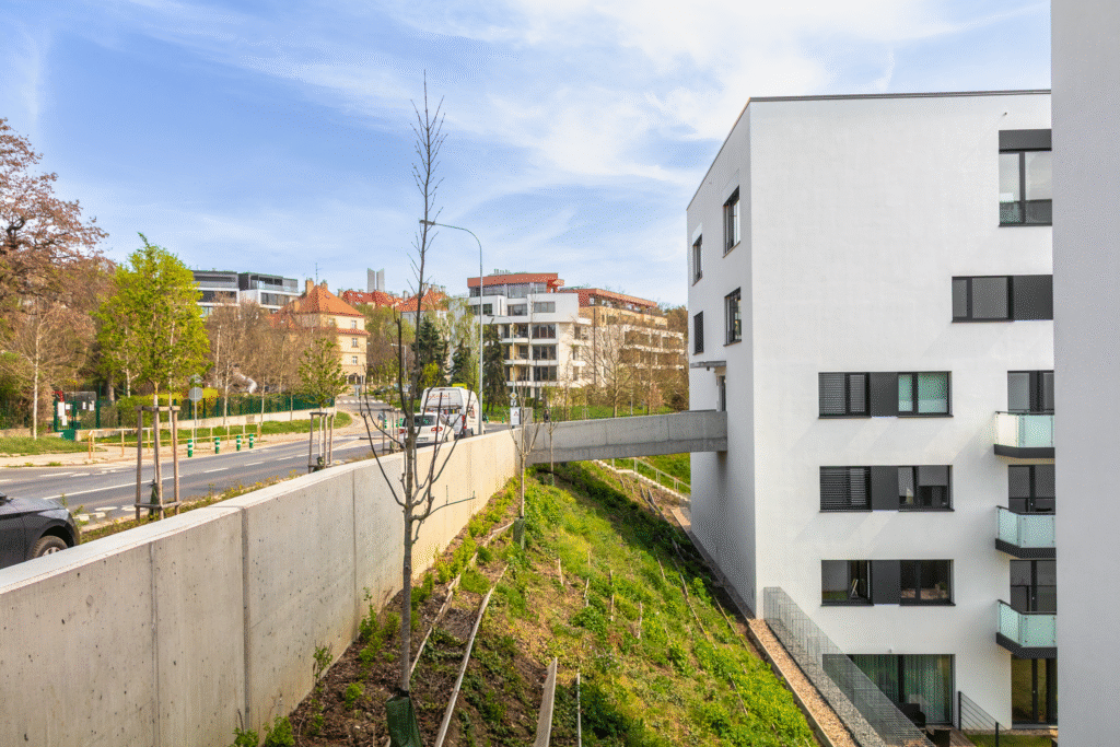 PRONÁJEM 2+kk – VILAPARK KLAMOVKA