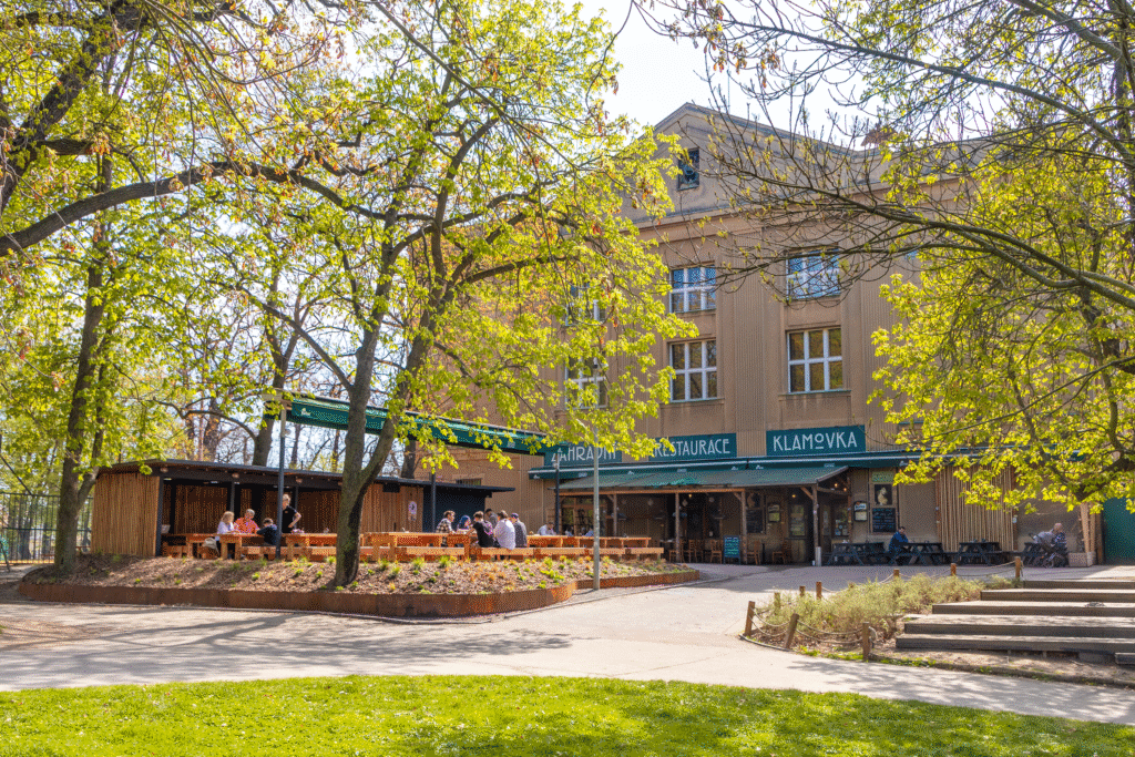 PRONÁJEM 2+kk – VILAPARK KLAMOVKA