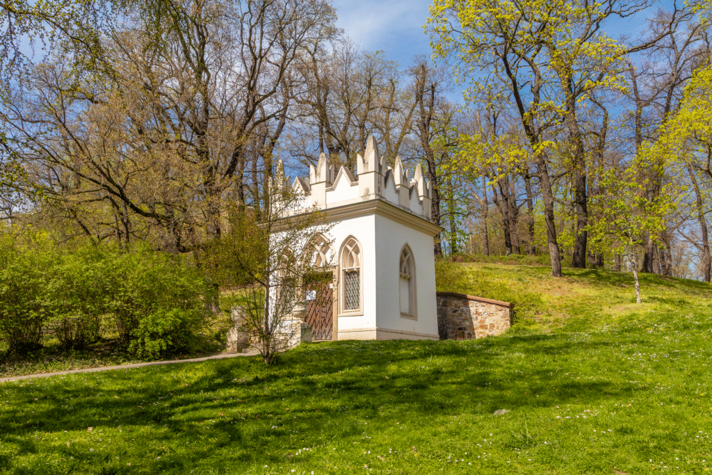 PRONÁJEM 2+kk – VILAPARK KLAMOVKA