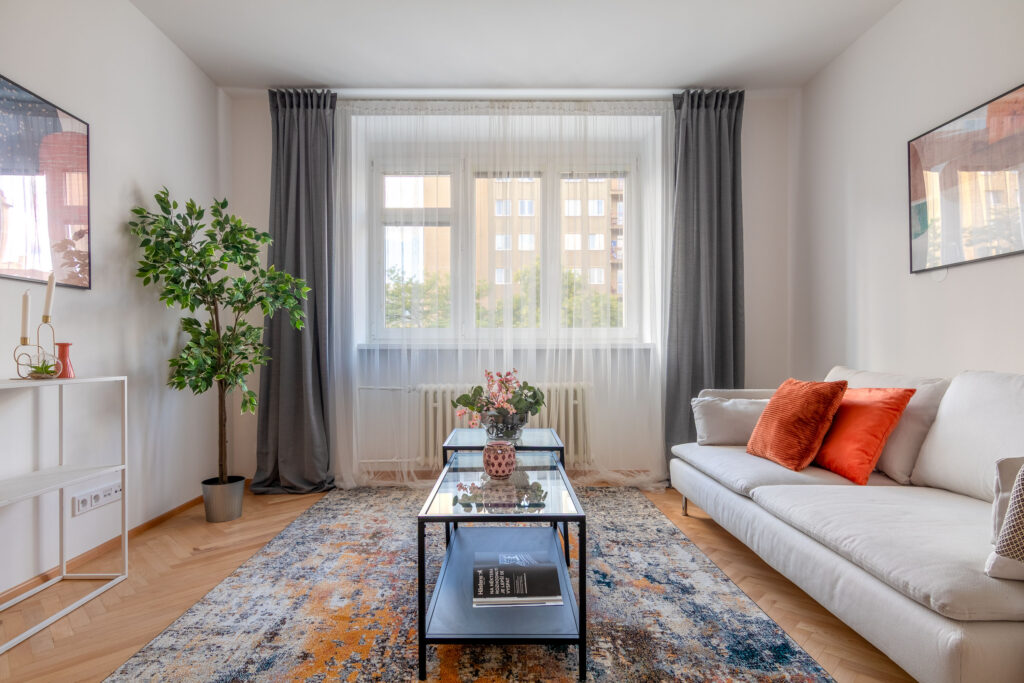 PRONÁJEM BYTU 3+kk – U SVOBODÁRNY 9