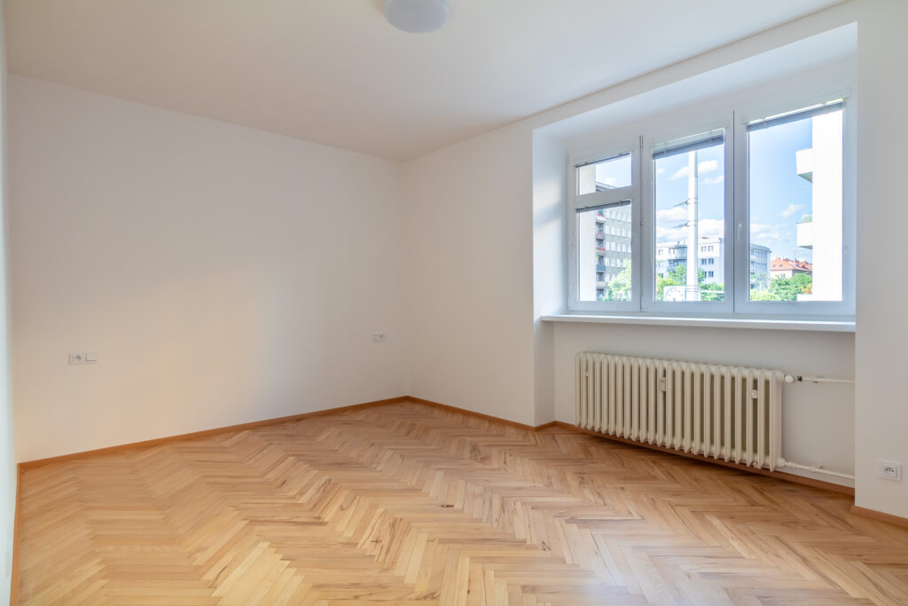 PRONÁJEM BYTU 3+kk – U SVOBODÁRNY 9