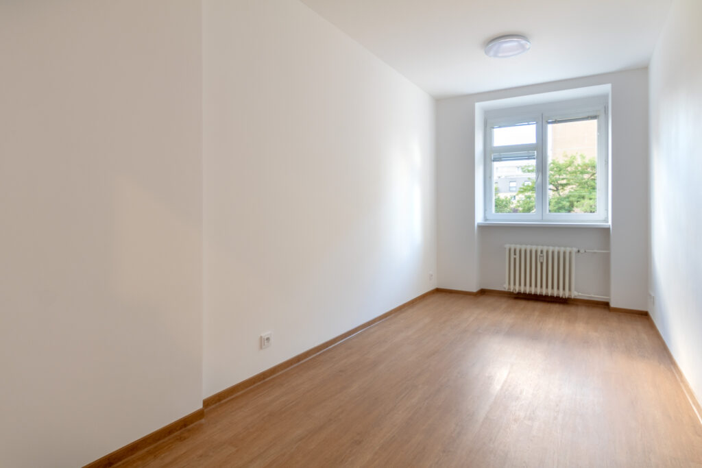 PRONÁJEM BYTU 3+kk – U SVOBODÁRNY 9