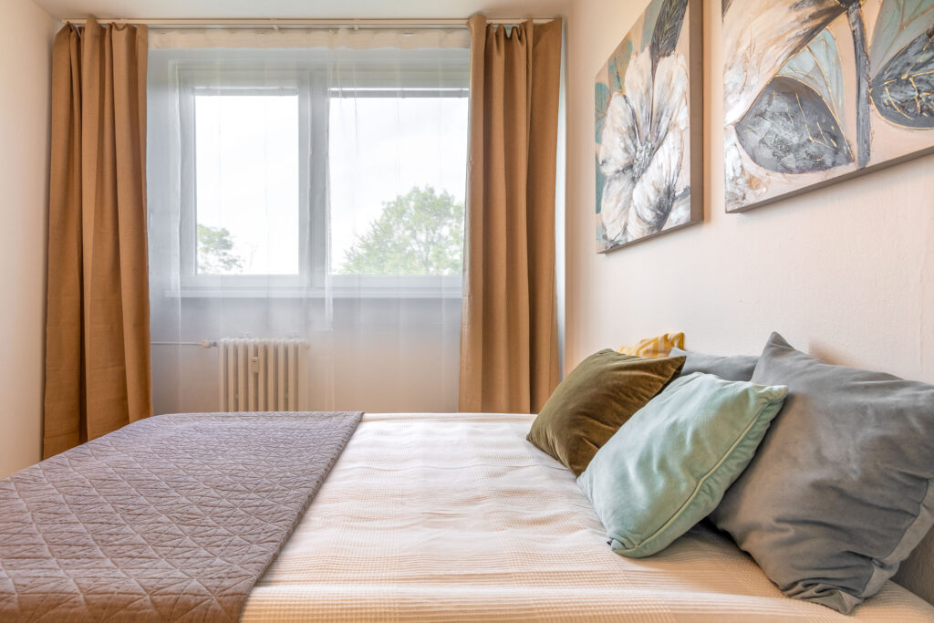 PRONÁJEM BYTU 3+kk, SPOŘILOV