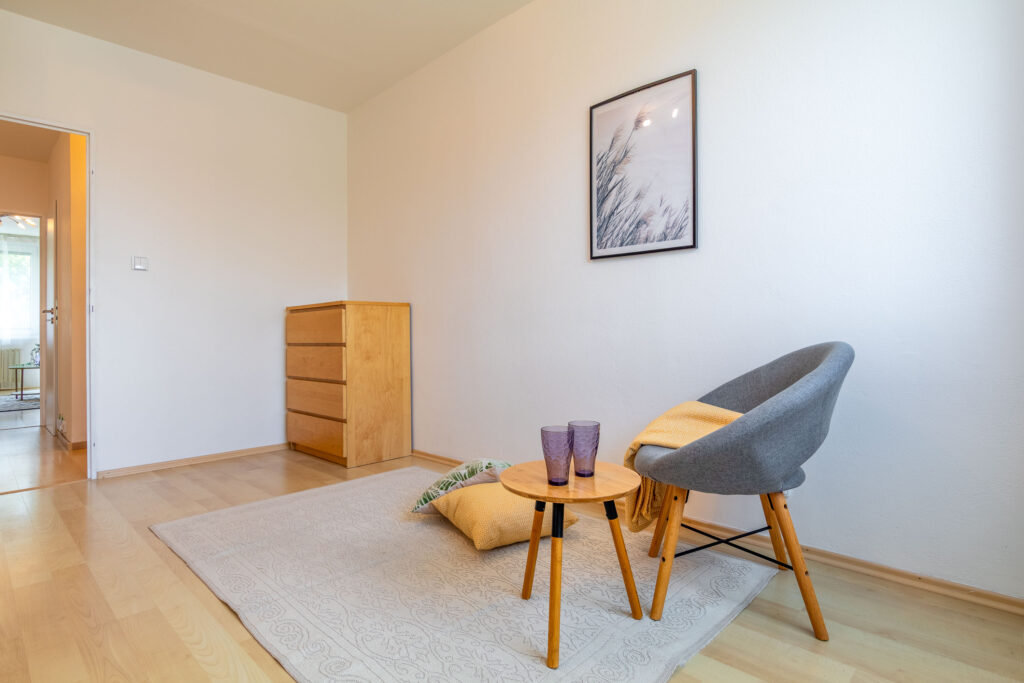 PRONÁJEM BYTU 3+kk, SPOŘILOV