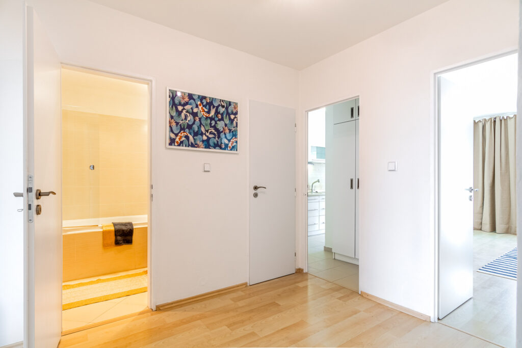 PRONÁJEM BYTU 3+kk, SPOŘILOV