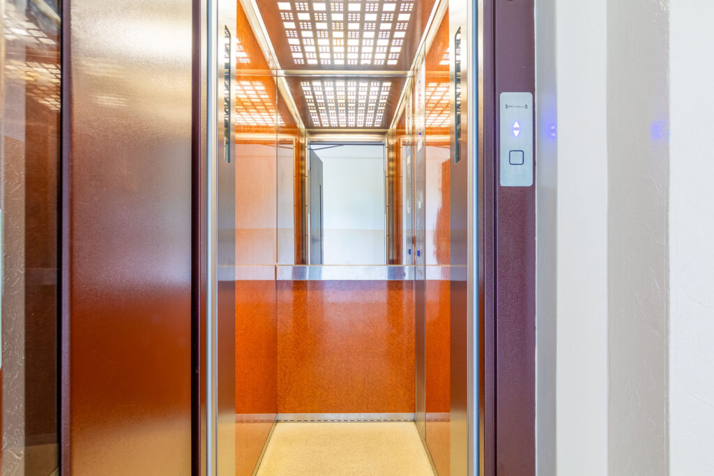 PRONÁJEM BYTU 3+kk, SPOŘILOV