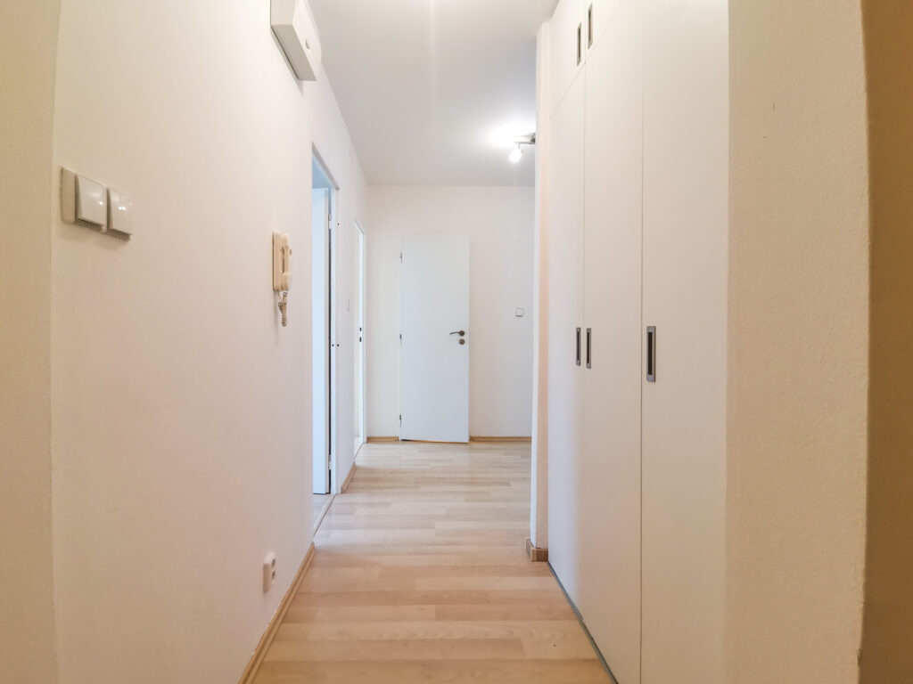 PRONÁJEM BYTU 3+kk, SPOŘILOV