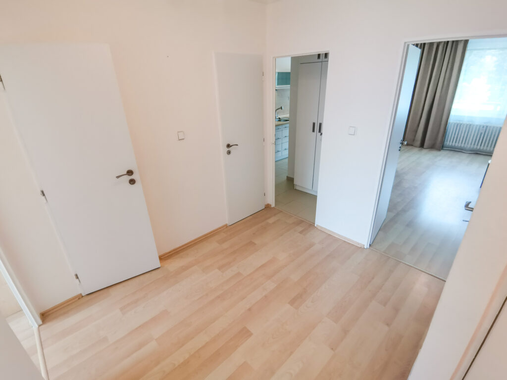 PRONÁJEM BYTU 3+kk, SPOŘILOV