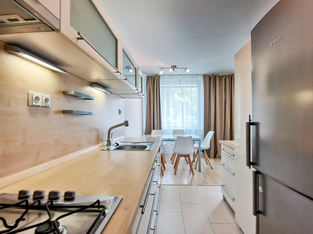 PRONÁJEM BYTU 3+kk, SPOŘILOV