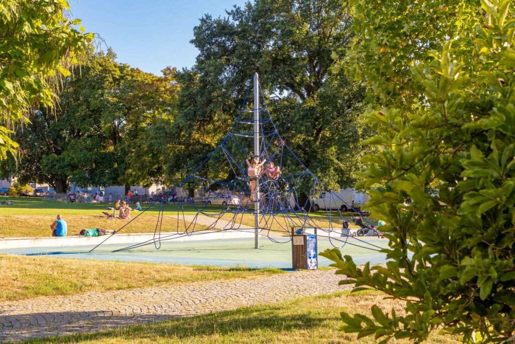 PRONÁJEM BYTU 3+kk, SPOŘILOV